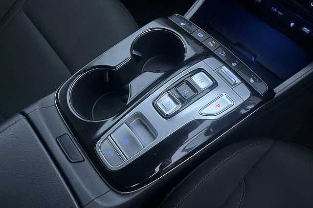Hyundai TUCSON 1.6 T-GDi Hybrid 230ps Premium 5dr 2WD Auto Silver