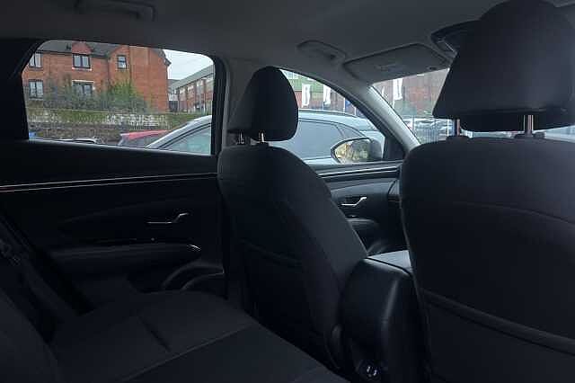 Hyundai TUCSON 1.6 T-GDi Hybrid 230ps Premium 5dr 2WD Auto Silver