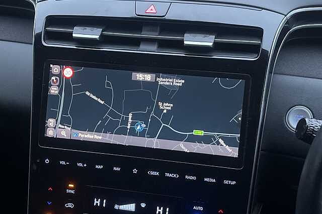 Hyundai TUCSON 1.6 T-GDi Hybrid 230ps Premium 5dr 2WD Auto Silver