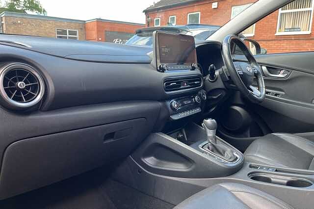 Hyundai KONA 1.6 GDi Hybrid Ultimate 5dr DCT