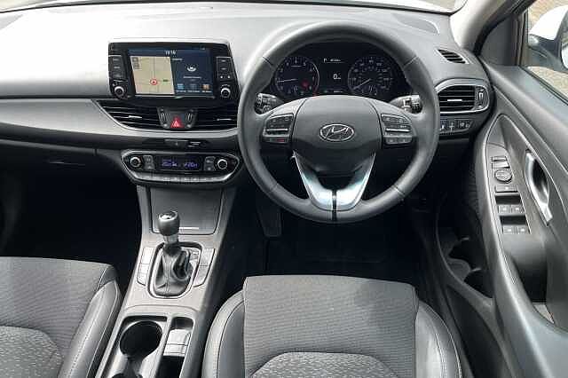 Hyundai i30 Fastback 1.4 T-GDI Premium 5dr DCT