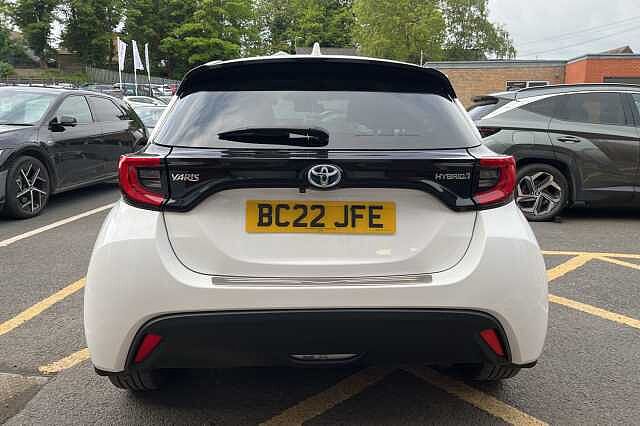Toyota Yaris 1.5 Hybrid Design 5dr CVT