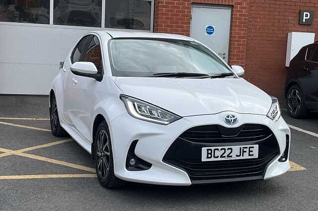 Toyota Yaris 1.5 Hybrid Design 5dr CVT