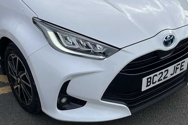 Toyota Yaris 1.5 Hybrid Design 5dr CVT