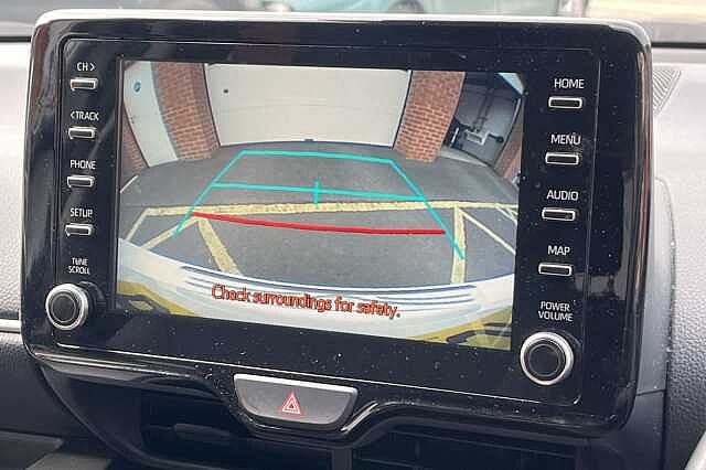 Toyota Yaris 1.5 Hybrid Design 5dr CVT