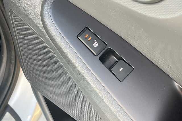 Hyundai IONIQ 1.6 GDi Hybrid Premium SE 5dr DCT