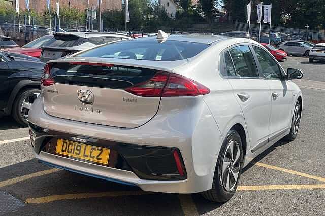 Hyundai IONIQ 1.6 GDi Hybrid Premium SE 5dr DCT