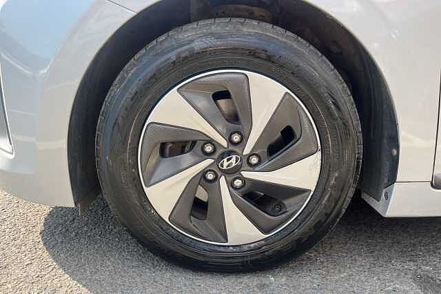 Hyundai IONIQ 1.6 GDi Hybrid Premium SE 5dr DCT