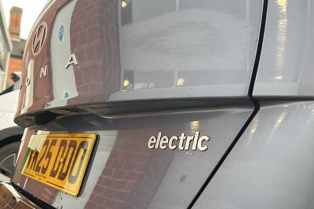 Hyundai KONA 65 kWh (218ps) Advance