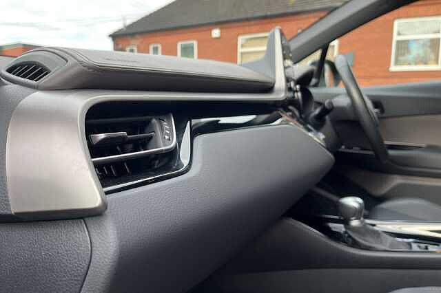 Toyota C-HR 1.8 Hybrid Excel 5dr CVT