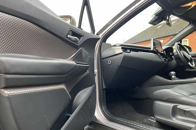 Toyota C-HR 1.8 Hybrid Excel 5dr CVT
