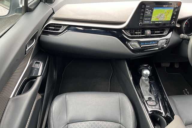 Toyota C-HR 1.8 Hybrid Excel 5dr CVT