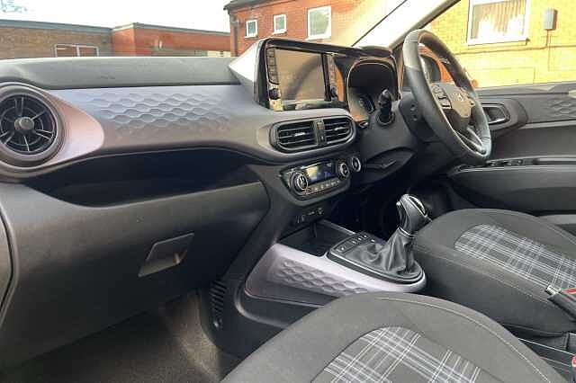 Hyundai I10 1.0 Premium 5dr Auto [Nav] Blue