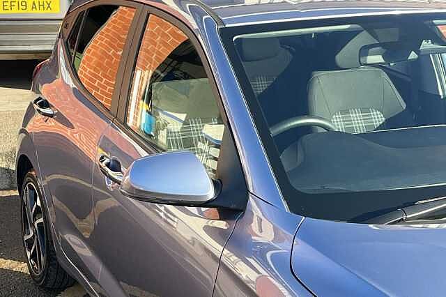 Hyundai I10 1.0 Premium 5dr Auto [Nav] Blue