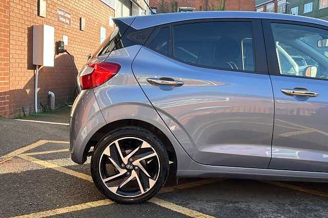 Hyundai I10 1.0 Premium 5dr Auto [Nav] Blue