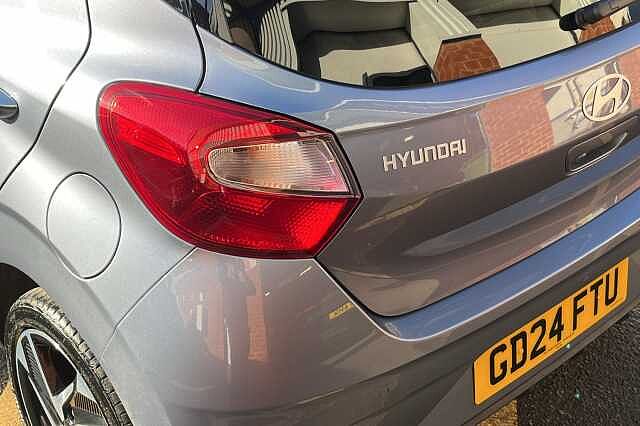Hyundai I10 1.0 Premium 5dr Auto [Nav] Blue