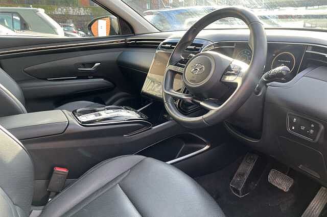 Hyundai TUCSON 1.6 T-GDi Plug-in Hybrid Ultimate 5dr 4WD Auto Black
