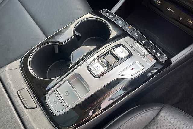 Hyundai TUCSON 1.6 T-GDi Plug-in Hybrid Ultimate 5dr 4WD Auto Black