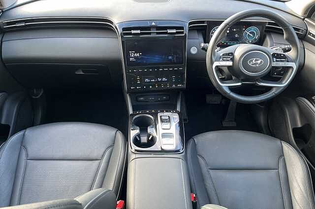 Hyundai TUCSON 1.6 T-GDi Plug-in Hybrid Ultimate 5dr 4WD Auto Black
