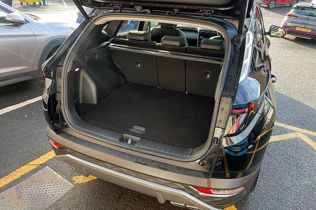 Hyundai TUCSON 1.6 T-GDi Plug-in Hybrid Ultimate 5dr 4WD Auto Black
