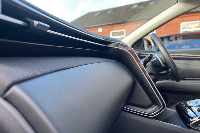 Hyundai TUCSON 1.6 T-GDi Plug-in Hybrid Ultimate 5dr 4WD Auto Black