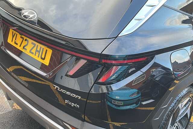 Hyundai TUCSON 1.6 T-GDi Plug-in Hybrid Ultimate 5dr 4WD Auto Black