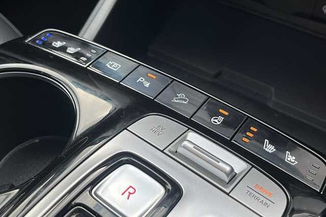 Hyundai TUCSON 1.6 T-GDi Plug-in Hybrid Ultimate 5dr 4WD Auto Black