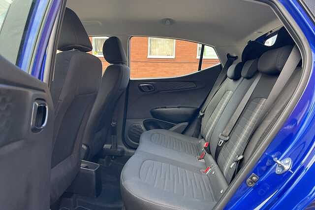 Hyundai i10 1.0 MPi SE Connect 5dr