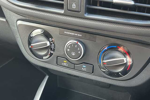 Hyundai i10 1.0 MPi SE Connect 5dr