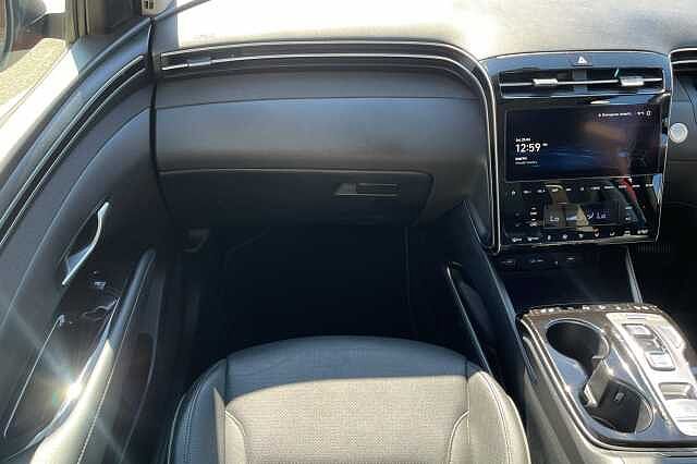 Hyundai TUCSON 1.6 T-GDi Plug-in Hybrid Ultimate 5dr 4WD Auto