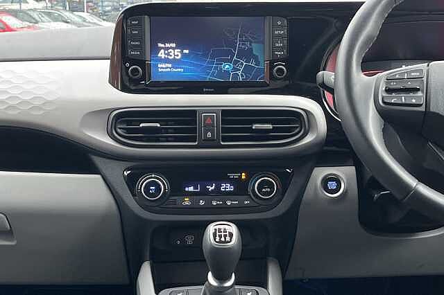 Hyundai I10 1.0 Premium 5dr [Nav] White