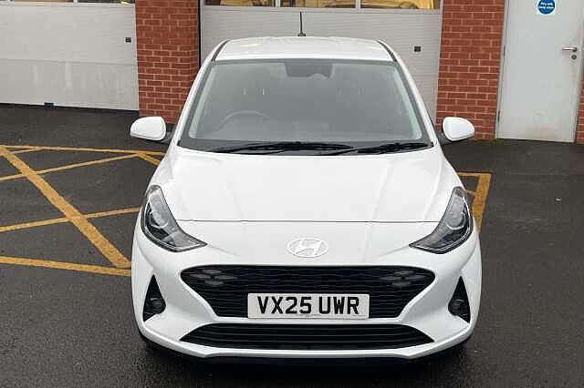 Hyundai I10 1.0 Premium 5dr [Nav] White