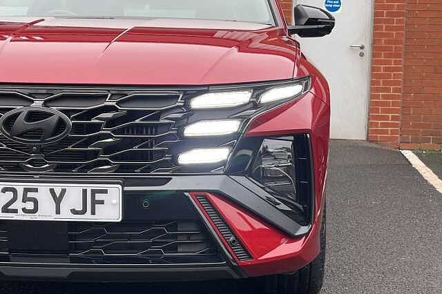Hyundai TUCSON 1.6T Hybrid N Line S 5dr Auto Red