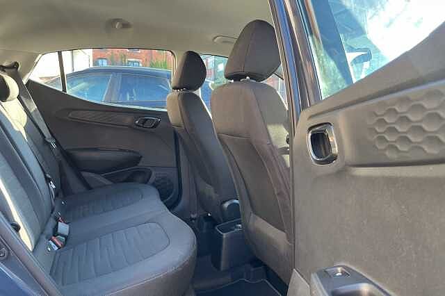 Hyundai i10 1.0 Advance 5dr Auto [Nav]