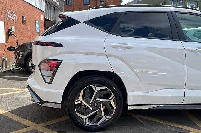 Hyundai KONA 1.6 Hybrid N-Line 5dr DCT White