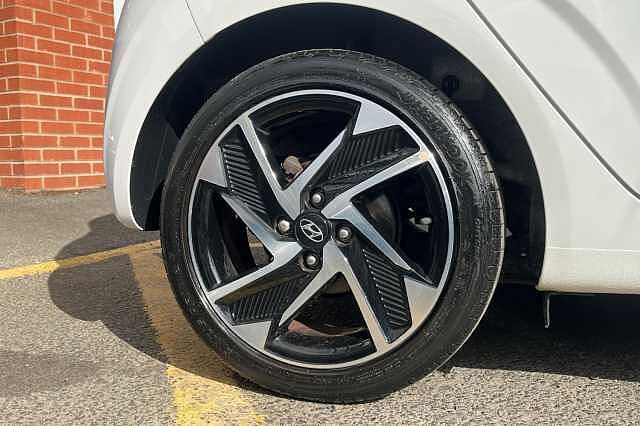 Hyundai i10 1.0 MPi Premium 5dr