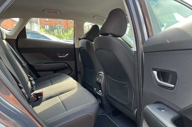 Hyundai KONA 65 kWh (218ps) Advance