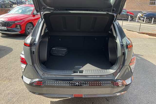 Hyundai KONA 65 kWh (218ps) Advance