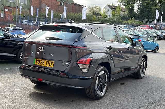 Hyundai KONA 65 kWh (218ps) Advance