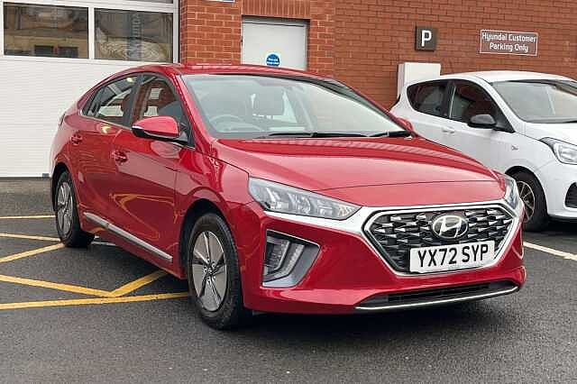 Hyundai IONIQ 1.6 GDi Hybrid Premium 5dr DCT Red