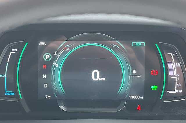 Hyundai IONIQ 1.6 GDi Hybrid Premium 5dr DCT Red