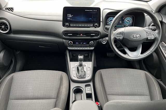Hyundai KONA 1.6 GDi Hybrid Premium 5dr DCT White