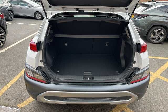 Hyundai KONA 1.6 GDi Hybrid Premium 5dr DCT White