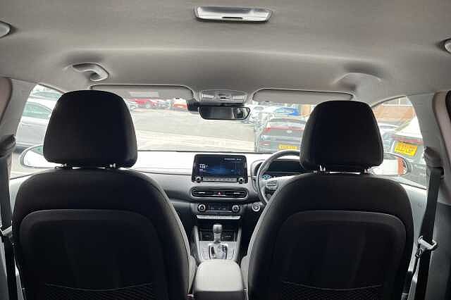 Hyundai KONA 1.6 GDi Hybrid Premium 5dr DCT White