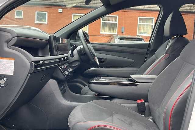 Hyundai TUCSON 1.6T Plug-in Hybrid N-Line 5dr Auto