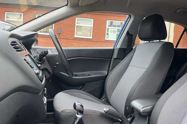 Hyundai i20 1.2 MPi Play 5dr