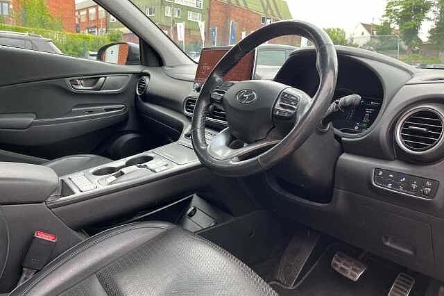 Hyundai KONA Premium SE 64kWh 5dr Auto