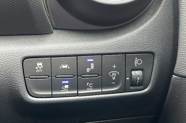 Hyundai KONA Premium SE 64kWh 5dr Auto