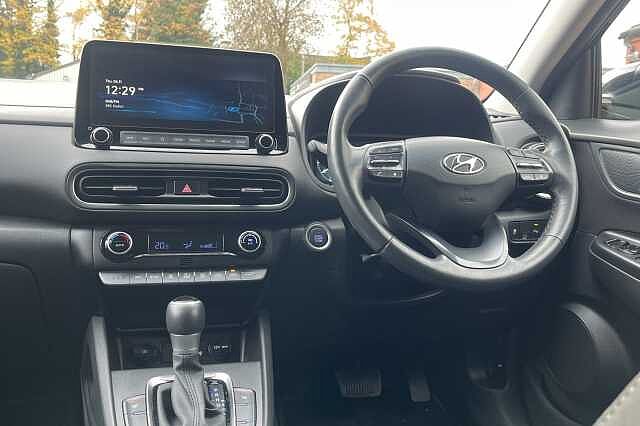Hyundai KONA 1.6 GDi Hybrid Premium DCT Black