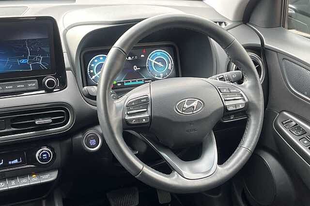 Hyundai KONA 1.6 GDi Hybrid Premium DCT Black